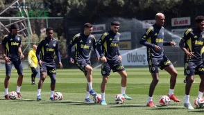 Fenerbahçe, Konya'ya üç eksikle gitti: Kamp kadrosu açıklandı