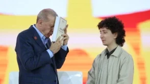 Erdoğan’a Kur'an Hediye Eden Hafız Furkan Kılıç: Biyografisiyle Geleceğin Yıldızı!
