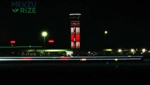 Sabiha Gökçen Havalimanı'nda 15 Temmuz Anısına Özel Aydınlatma Uygulaması Gerçekleşti!