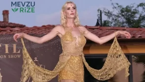 Ünlü Oyuncu Wilma Elles, 1.5 Kilogram Altın ile Tasarlanan Muhteşem Elbisesiyle Göz Kamaştırdı!