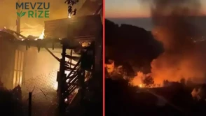 Hatay'da 2 Katlı Ahşap Ev, Yangında Kül Oldu