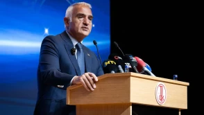 Bakan Ersoy: Türkçemizi korumak hepimizin görevi