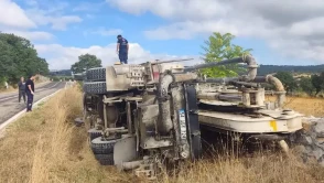 Bilecik'te Beton Mikserinin Devrilmesi Sonucu İki Kişi Yaralandı