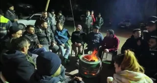 Soma'da işçi eylemleri sürüyor, esnaf ve STK'lar destek veriyor!