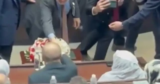 Erdoğan'ın toplantısında Ruşen Çakır ile tokalaşma dikkat çekti!