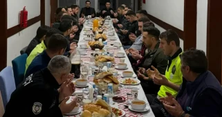 İftar Programında Akyaka Kaymakamı Emniyet Mensuplarıyla Buluştu