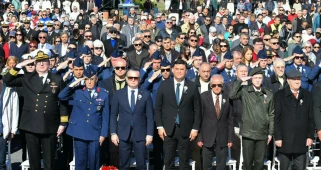 Fethiye, Hava Şehidi Fethi Bey'i 112. yılında kutladı; F-16’lar ve paramotorlar gökyüzünde görsel şölen sunuyor.