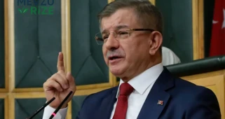 Davutoğlu, Kahramanmaraş’taki okulu ziyaret etti