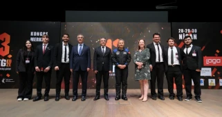 Alper Gezeravcı GTÜ’de Uzay Deneyimlerini Öğrencilerle Paylaştı