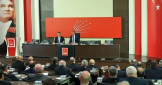 CHP il başkanları Özel başkanlığında 'olağanüstü' toplandı: 81 ilde eş zamanlı açıklama yapılacak