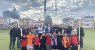 Beşikdüzü’nde Öğrencilere Sınav Stresi Molası: Köfte ve Voleybol Etkinliği