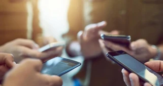 Yenilenen Telefon Alışverişinde Maliyetler Azalıyor: Akıllı Telefonlar İçin Taksit Sayısı 12'ye Çıkıyor!
