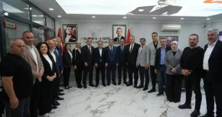 İYİ Parti’den CHP Trabzon İl Başkanlığına bayramlaşma ziyareti