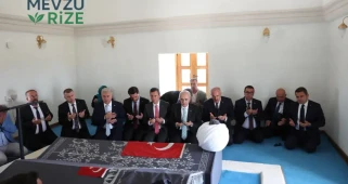 TBMM Başkanı Kurtulmuş, Gazi Süleyman Paşa'nın Türbesini Ziyaret Etti