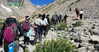 Büyüleyici Kırk Merdiven Şelalesi, Tunceli'nin Gizli Cennetiyle Ziyaretçileri Kendine Çekiyor!