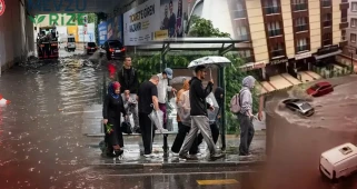 Başka Bir Güne Dolu Dolu Yağmurla Merhaba: İstanbul ve Ankara'da Sağanak Sonrası Şaşırtan Manzaralar!