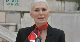 CHP'de sarsıcı bir gelişme: Melek Mızrak Subaşı ve 16 meclis üyesi istifaya hazırlanıyor!
