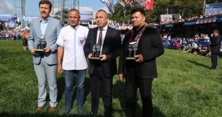 76. Asarcık Panayırı Yağlı Pehlivan Güreşleri Coşkuyla Gerçekleştirildi