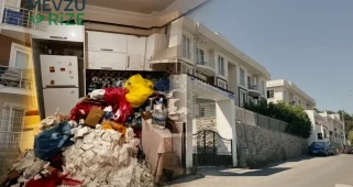 Kötü kokular apartmanı ayağa kaldırdı! Acil servis hemşiresinin daireye girdiklerinde gördüklerine inanamadılar