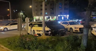 Erzurum Yakutiye'de gece yarısı kaza
