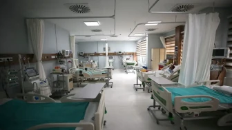 Hastaneler 28 Ekim'de Hizmet Vermeye Devam Edecek mi?