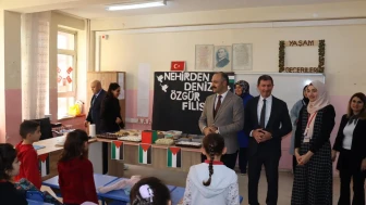 Ardanuç'ta Öğrencilerden 'Özgür Filistin' Temalı Kermes Etkinliği