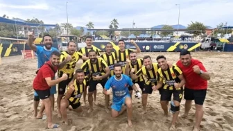 Adilcevaz Belediye Spor Yarı Finalde