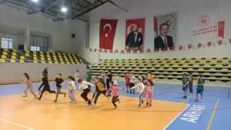 Arhavi'de Genç Yeteneklere Yetenek Taraması Sürekli Devam Ediyor