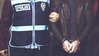 27 ilde FETÖ operasyonu: 35 zanlı tutuklandı