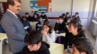 İl Millî Eğitim Müdürü Fahri Acar, Artvin Fen Lisesini Ziyaret Etti