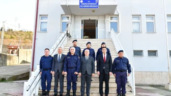 Trabzon Valisi Yıldırım, Jandarma Komutanlığına ziyaret gerçekleştirdi
