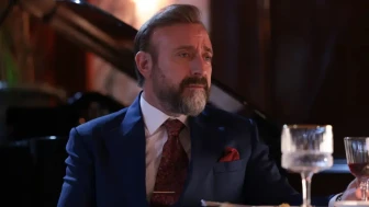 Kral Kaybederse 27. Bölüm Tek Parça Full İzle! Star TV Kral Kaybederse son bölüm izle!