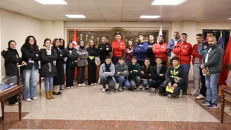 Bayburtlu Gençler Projeleriyle MSB’de! Bakan Yardımcısı Salih Ayhan, Türkiye’nin Geleceği Size Emanet