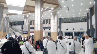 Akçaabat'tan 261 umreci kutsal topraklara dualarla uğurlandı