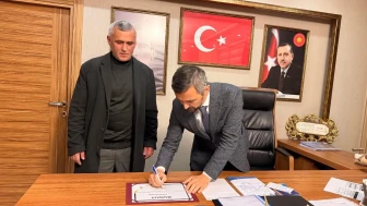 AK Parti Akçaabat'ta Osman Başaran, Demirci Mahalle Başkanı olarak atandı