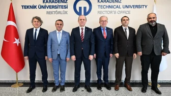 Prof. Dr. Cihat Yaycı, KTÜ Rektörü ile ortak başarıları değerlendirdi