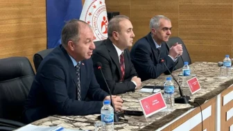 Erzurum'da Gençlik Merkezleri için Değerlendirme Toplantısı Yapıldı
