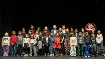Trabzon Büyükşehir Belediyesi Çocukların Sanatsal Gelişimine Drama Desteği