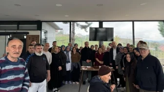 Trabzon'da Huzurevi Çalışanlarına Teşekkür Programı Düzenlendi