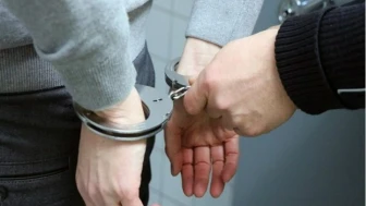 İstanbul ve İzmir'de 6.9 milyon uyuşturucu hap ele geçirildi!