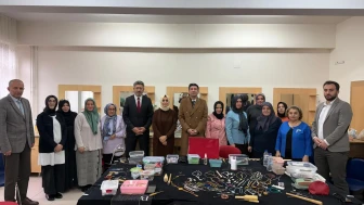 Güneysu'da Kursiyerlerle Buluşan Başkan ve Kaymakam, Eğitimin Önemi Vurgulandı