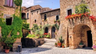 İtalya'da 1 Euro'ya Ev Başvurusu Var Mı?