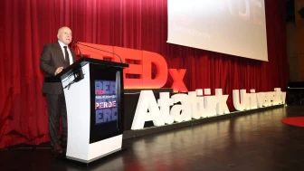 Erzurum’da TEDx Programına Yoğun İlgi: Başkan Sekmen Gençlerle Buluştu