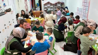 Yeşilay Artvin, Anaokulu Ziyaretleriyle Miniklere Sağlıklı Yaşamı Öğretiyor