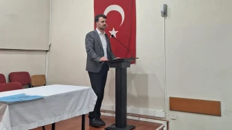 Gençlere Ahlak ve Saygı Dersi: Ortahisar'da Anlamlı Konferans Gerçekleşti