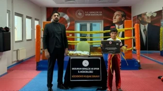 Erzurum'da Kick Boks Kuşak Terfi Sınavı ile genç sporcuların motivasyonu artırıldı
