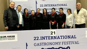 Akçaabatlı Öğrencilerden Uluslararası Gastronomi Festivalinde Büyük Başarı