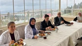 Trabzon Huzurevi'nde Kurumsal Kahvaltı Programı ile Ekip Ruhu Güçlendi