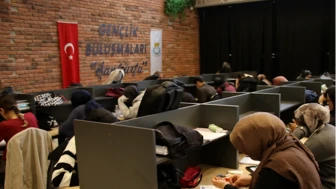 Haliliye Belediyesi'nden Öğrencilere Deneme Sınavı ve Eğitim Desteği!