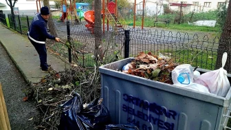 Ortahisar’da Park ve Yeşil Alanlarda Bakım Çalışmaları Sürüyor
